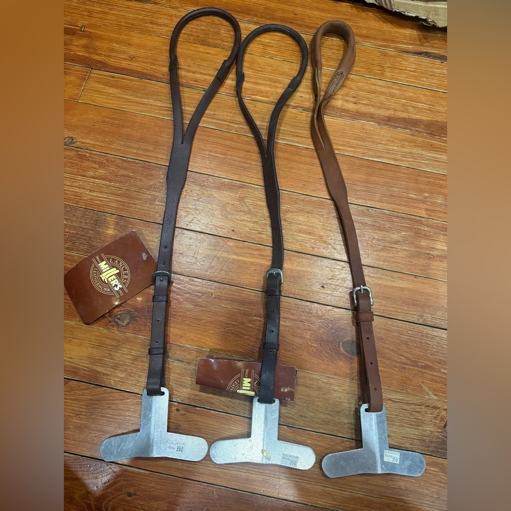 Saddle cruppers